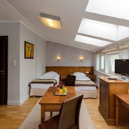 阿波罗酒店 4* 达洛科