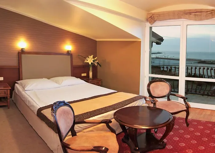 Apollo 4* Darłówko